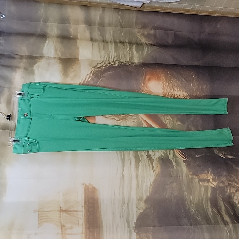 Kelly Green leggings